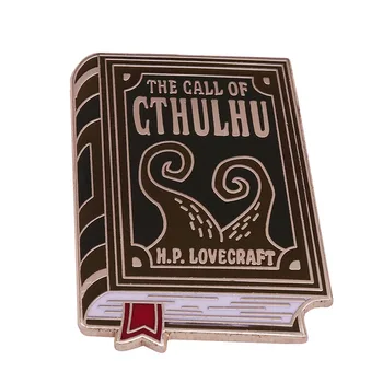 O chamado de Cthulhu Pin Livro de Literatura Crachá de Lovecraft Broche de Mochila de Colar da Bolsa Lapela Jóias
